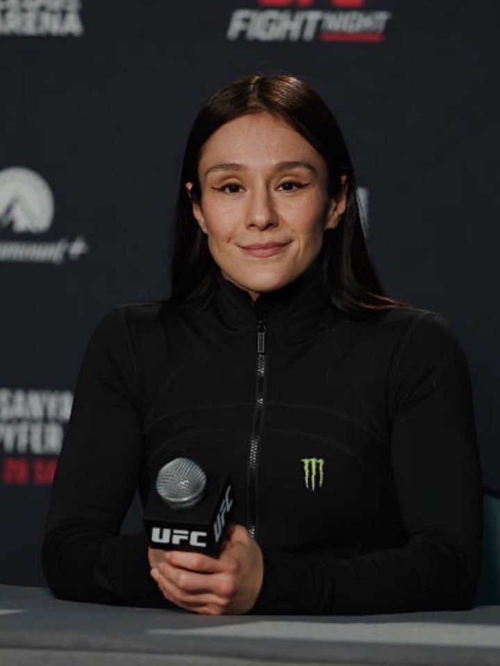 Post real de @alexa_grasso en instagram